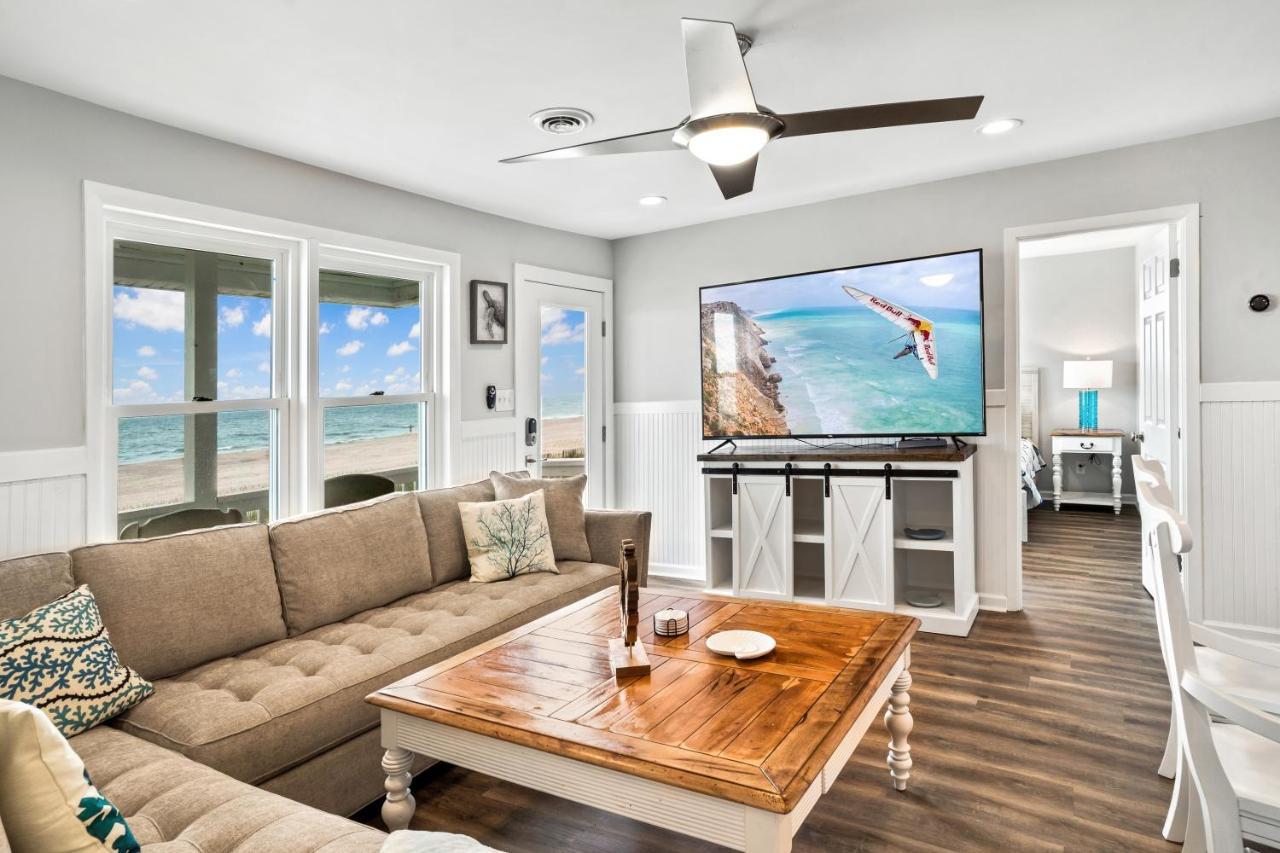 Ocean Daze - Sleeps 22, Direct Oceanfront, Renovated May 2022 Villa Holden Beach Exterior photo